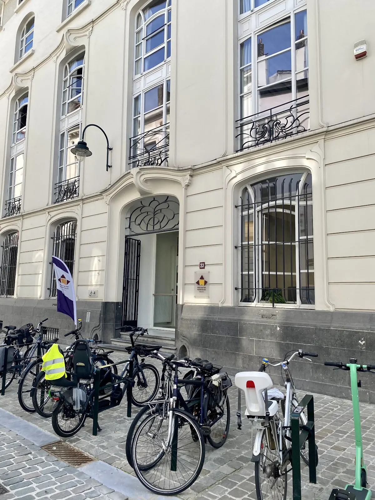 Maison du Néerlandais, Bruxelles